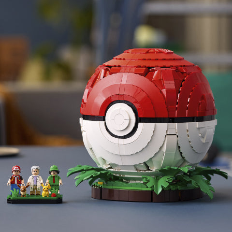 LEGO® Pokémon™ Iconic Trainer Moments Poké Ball