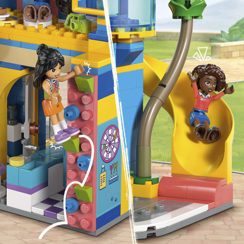 LEGO Heartlake City Friends Club House