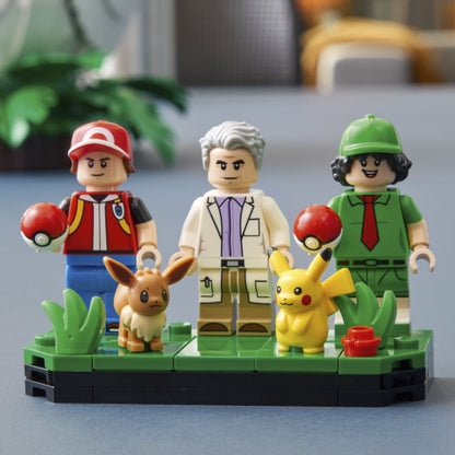 LEGO® Pokémon™ Iconic Trainer Moments Poké Ball